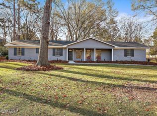 1502 Arlington St, Clinton, MS 39056