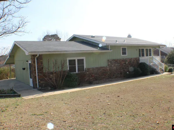 215 N Cardinal Dr, Mountain Home, AR 72653