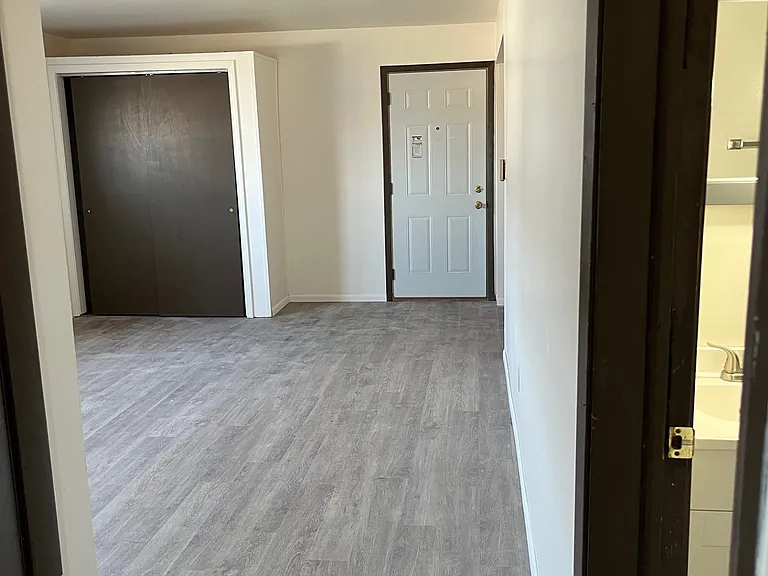 499 Ivy Ln #1 — Photo 7