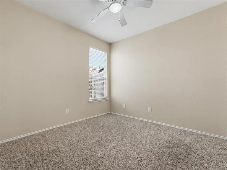 4105 Capstone Dr — Photo 19