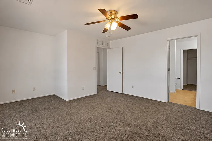 24011 N Cargo Ave — Photo 13