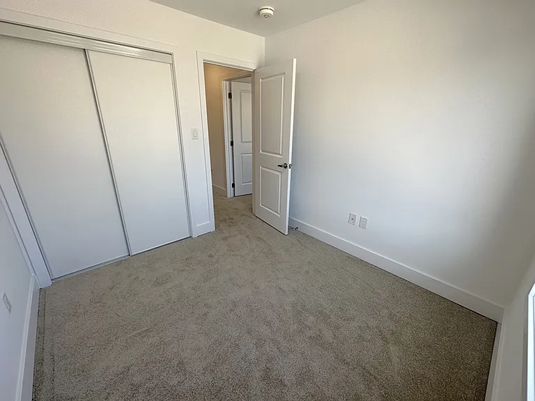 49 Gateway Dr — Photo 19