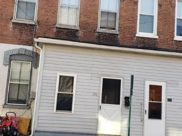 346 Saint Clair Ave, Renovo, PA 17764