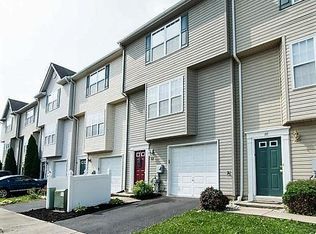 97 Mistala Ct, Inwood, WV 25428