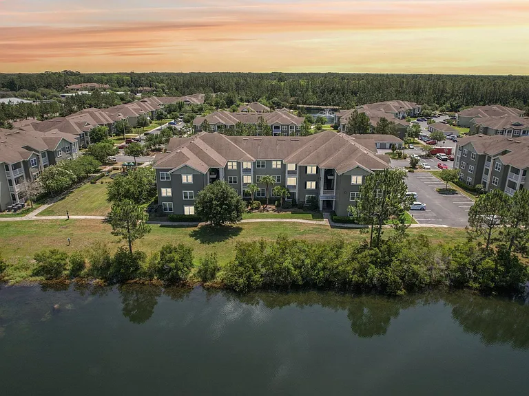 Oakleaf Plantation Apartments — Photo 78