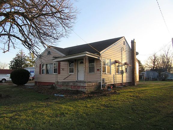 3rd image of 2046-2048 Grand Ave