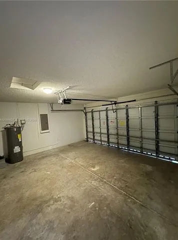 4136 Pine Ridge Ln — Photo 5