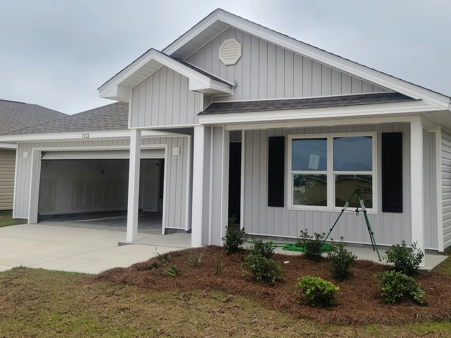 4 bed, 1830 sqft, $2,274 — Photo 1