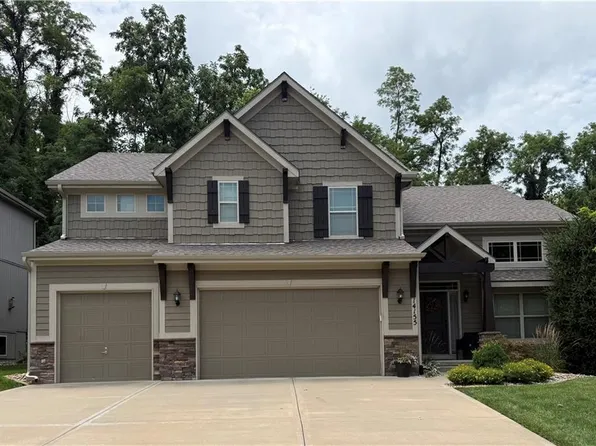 14155 NW 68th St, Parkville, MO 64152