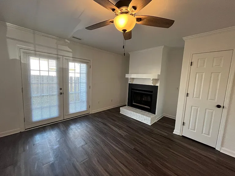 154 Lullwater Dr #A — Photo 9