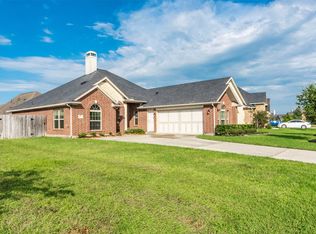1437 Nacogdoches Valley Dr, League City, TX 77573