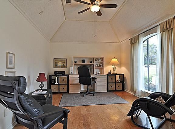 5th image of 17139 Earthwind Dr