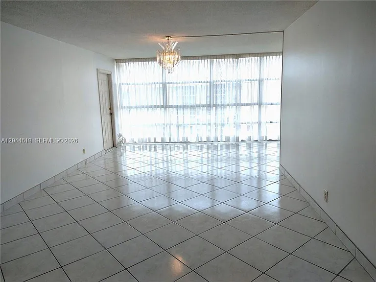 601 Three Islands Blvd #517 — Photo 14