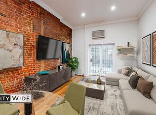 322 E 73rd St #C, New York, NY 10021