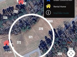 420 S Brightleaf Dr, Minnesott Beach, NC 28510