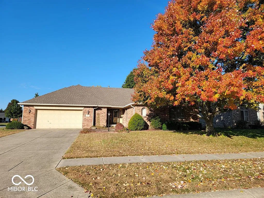 3 bed, 2.5 bath, 1587 sqft, $2,025 — Photo 2