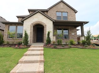 909 Almond Blossom Cir, Crowley, TX 76036