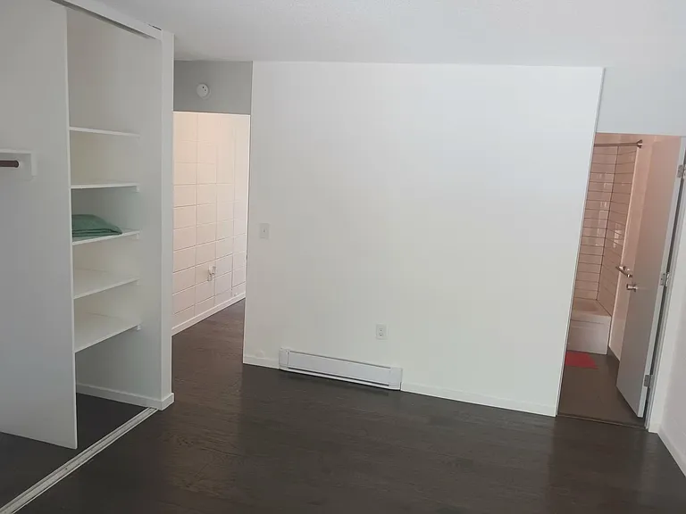 Milan Apartments — Photo 15