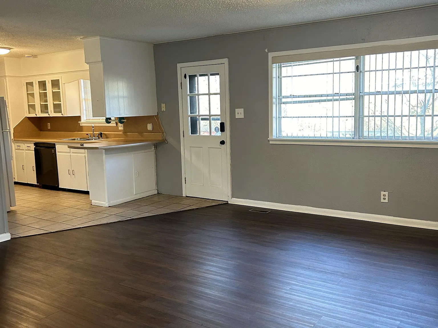 1921 Osage Drive - 1 — Photo 2
