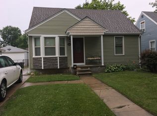 26141 Currier St, Dearborn Heights, MI 48125