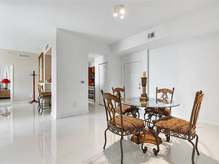 625 Casa Loma Blvd #1608 — Photo 18