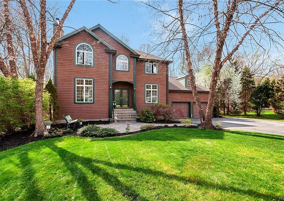 1st image of 2435 Pinetree Pl