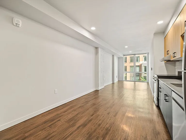 Niwa Apartments | Modern City Living in Queen Anne | Furnished Units & Move in Specials! — Photo 43