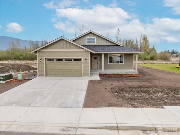 210 Daybreak Lane, Nooksack, WA 98276