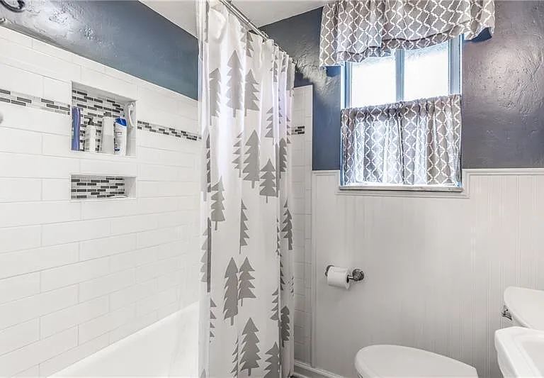 322 Iroquois Ave — Photo 11