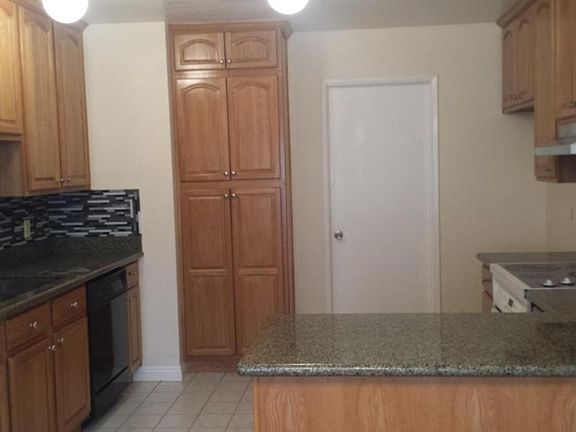 2nd image of 2274 Warfield Way Unit C