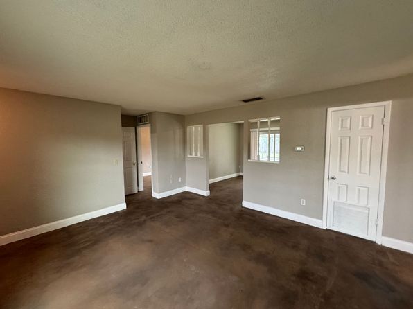 1199 Lawrence Ave, Deltona, FL