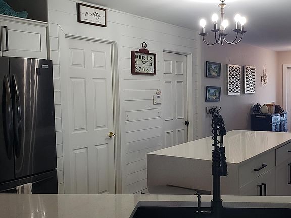 5th image of 2780 SW 11th Place
