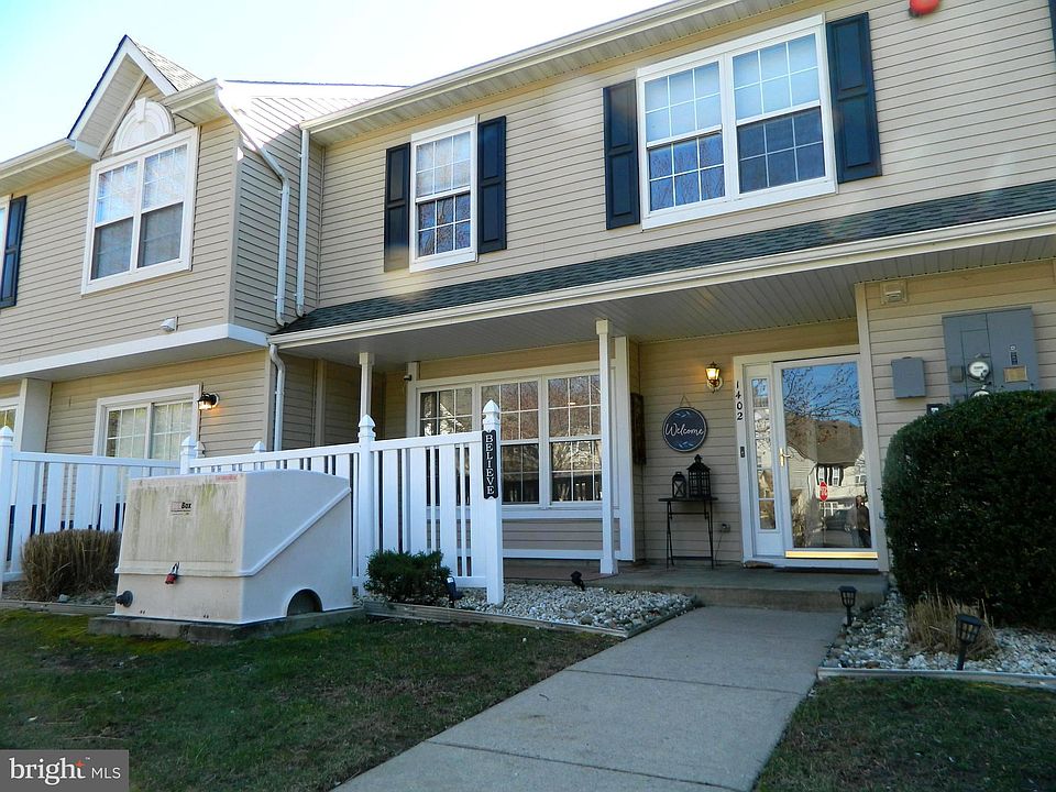 1st image of 1402 Tanglewood Dr