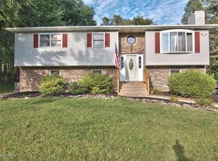 122 Robin Ln, Tannersville, PA
