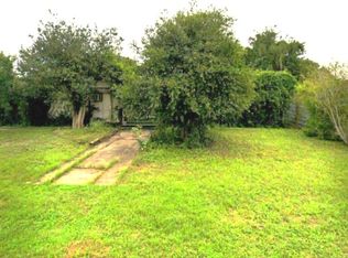 322 N Hidalgo St, Mathis, TX 78368
