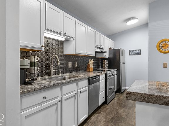 3rd image of 233 Legends Creek Pl APT 208
