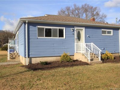 12 Lark St, Waterford, CT, 06385