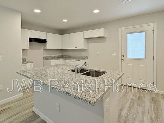 2nd image of 1210 Grant St