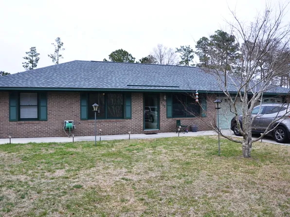 212 Mason Town Rd, Newport, NC 28570