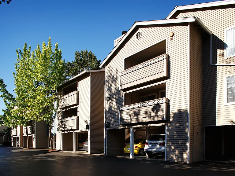 The Docks at Redmond Lakeview — Photo 20