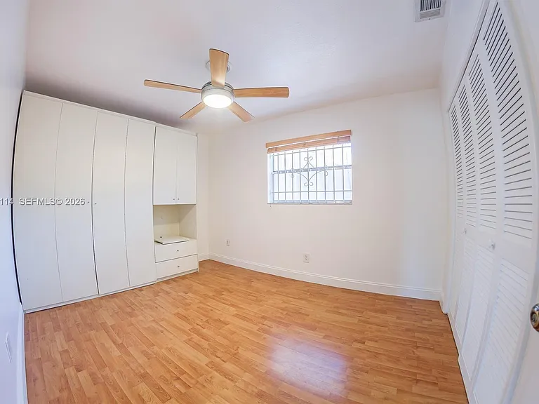 344 SW 1st St #6 — Photo 8