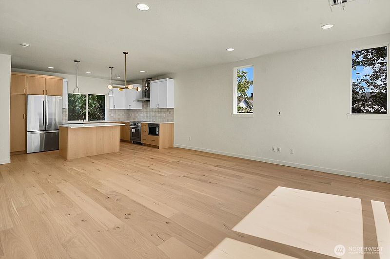 4th image of 2606 NW 62nd Street