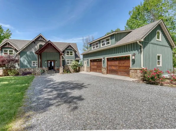 3125 Chatuge Overlook, Hiawassee, GA 30546
