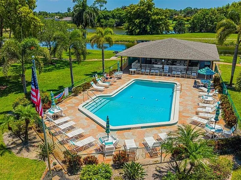 5483 Rattlesnake Hammock Rd #B201 — Photo 3