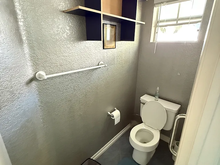9910 Scripps Vista Way #10 — Photo 4