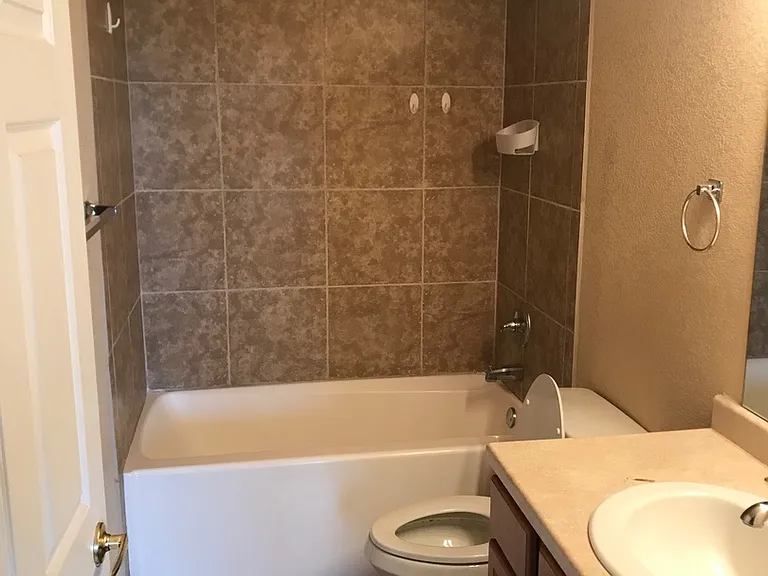 209 2nd St SE — Photo 7