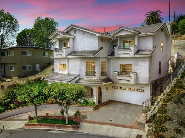 2033 Barnett Way, Los Angeles, CA