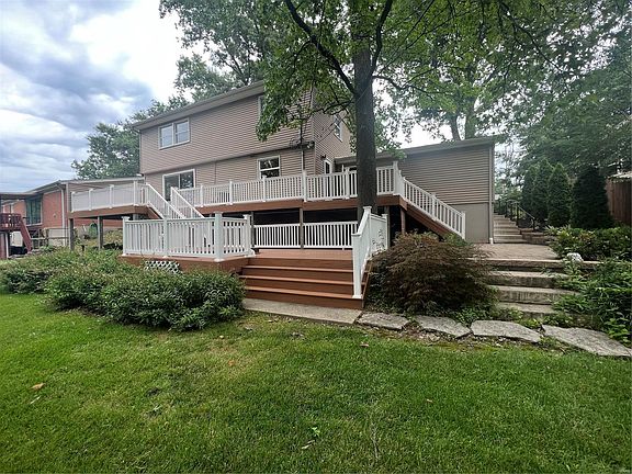 2nd image of 4924 Brockwood Dr