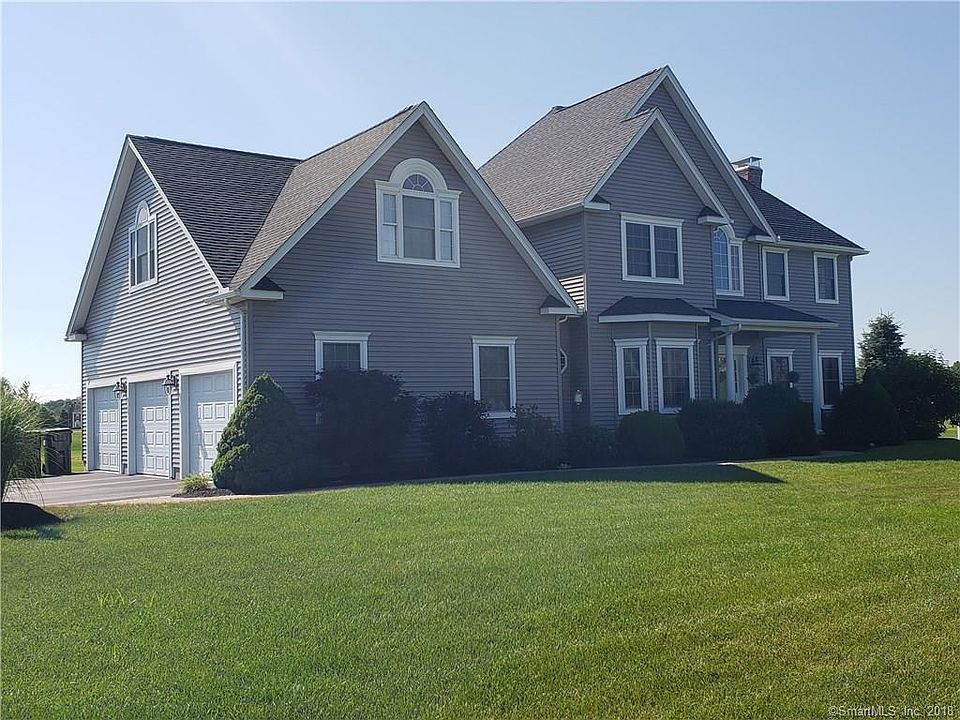 2nd image of 42 Farmstead Ln
