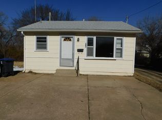518 W 10th Ave, El Dorado, KS 67042